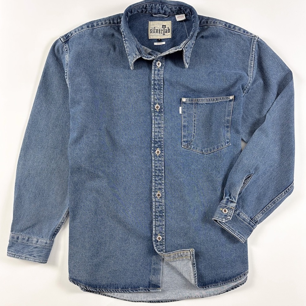 Levi’s SilverTab Oversized 1 Pocket Blue Denim Long Sleeve Button Up Shirt S NWT